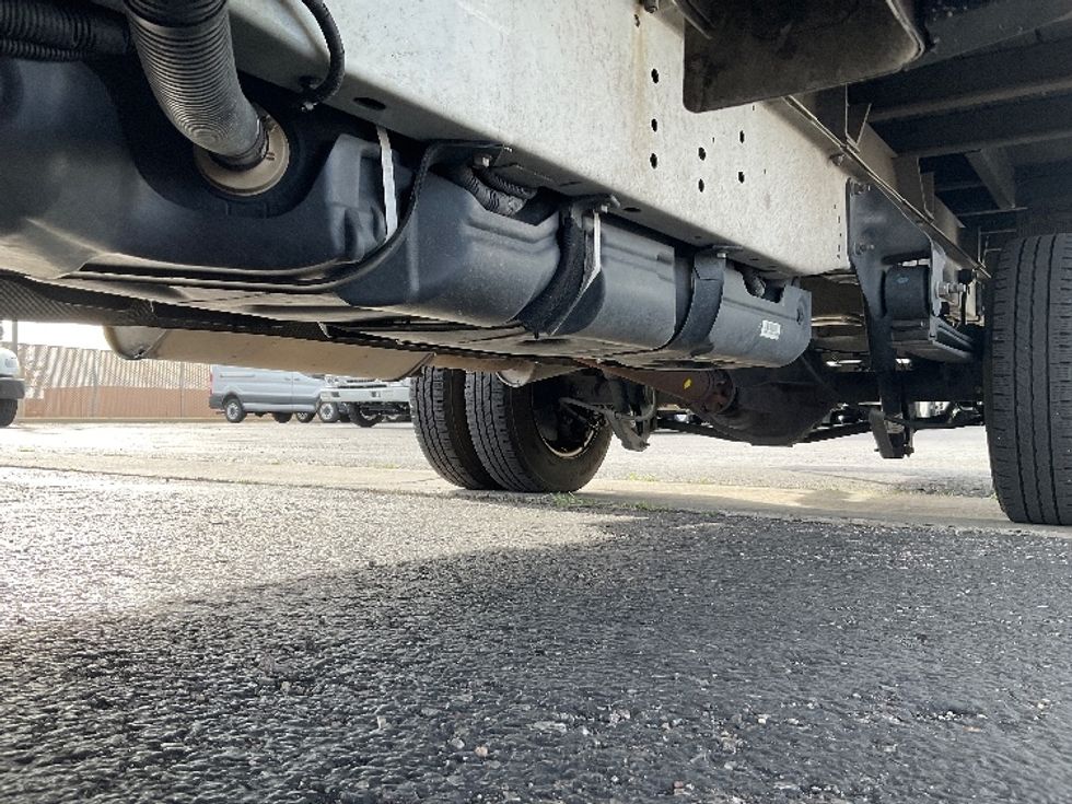 Light Duty Box Truck-Light and Medium Duty Trucks-Ford-2022-Transit 350-Colorado Springs-CO-87,334\n\t\tmiles-$ 33,250 - Image 5