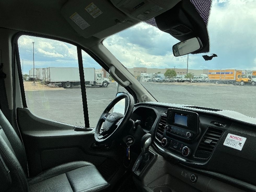 Light Duty Box Truck-Light and Medium Duty Trucks-Ford-2022-Transit 350-Denver-CO-58,393\n\t\tmiles-$ 30,750 - Image 22