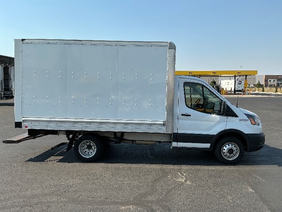 Light Duty Box Truck-Light and Medium Duty Trucks-Ford-2022-Transit 350-Denver-CO-79,555\n\t\tmiles-$ 30,000 - Image 15