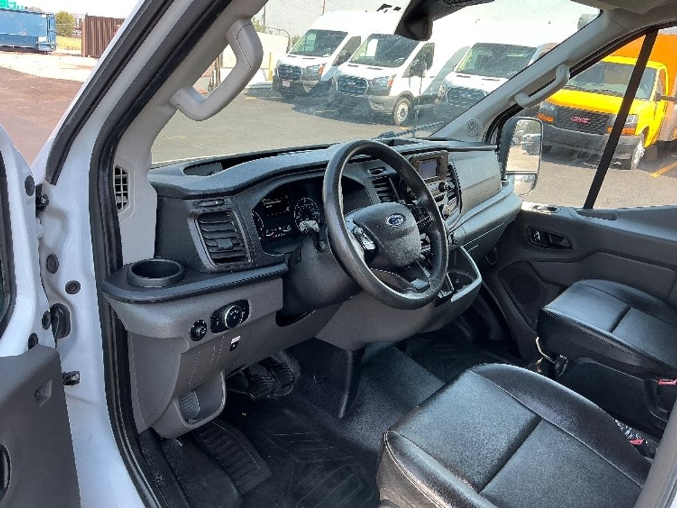 Light Duty Box Truck-Light and Medium Duty Trucks-Ford-2022-Transit 350-Denver-CO-79,555\n\t\tmiles-$ 30,000 - Image 17