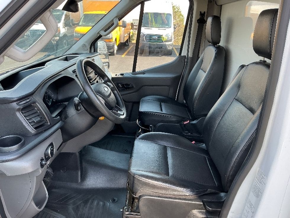 Light Duty Box Truck-Light and Medium Duty Trucks-Ford-2022-Transit 350-Denver-CO-79,555\n\t\tmiles-$ 30,000 - Image 19