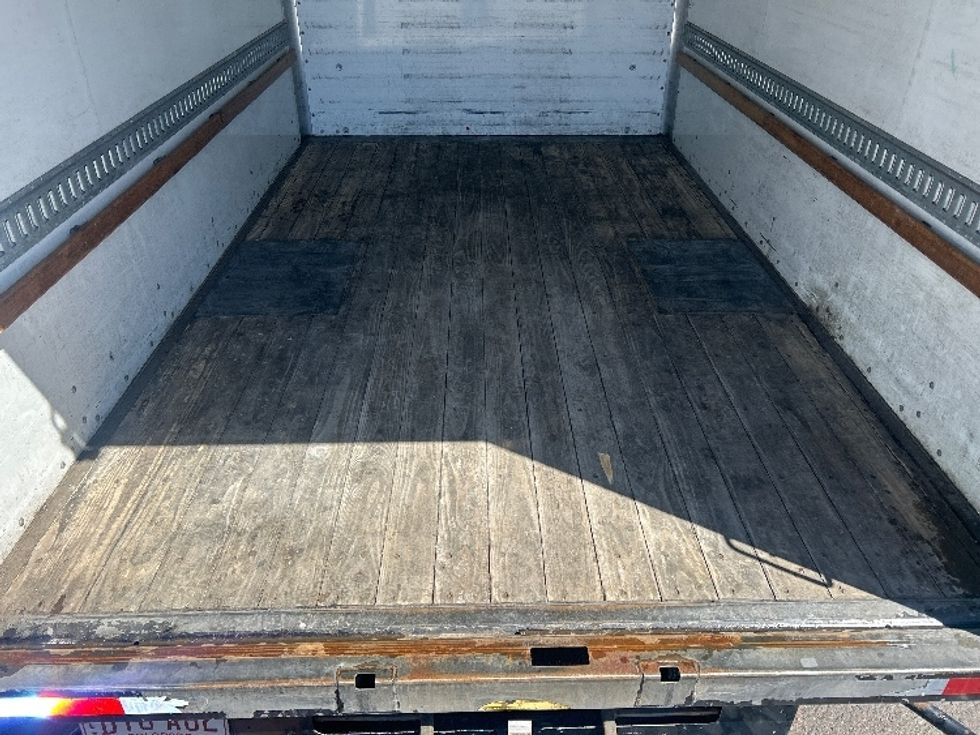 Light Duty Box Truck-Light and Medium Duty Trucks-Ford-2022-Transit 350-Denver-CO-87,287\n\t\tmiles-$ 32,500 - Image 10