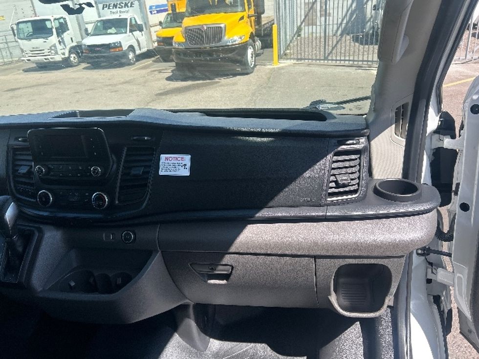 Light Duty Box Truck-Light and Medium Duty Trucks-Ford-2022-Transit 350-Denver-CO-87,287\n\t\tmiles-$ 32,500 - Image 21