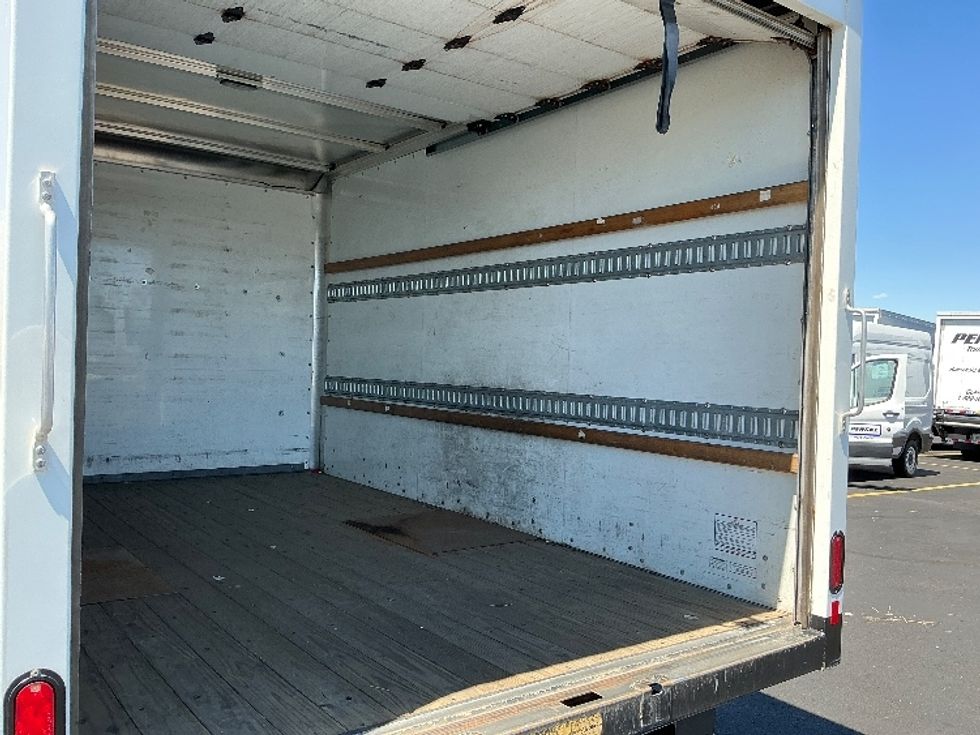 Light Duty Box Truck-Light and Medium Duty Trucks-Ford-2022-Transit 350-Denver-CO-92,233\n\t\tmiles-$ 28,750 - Image 12