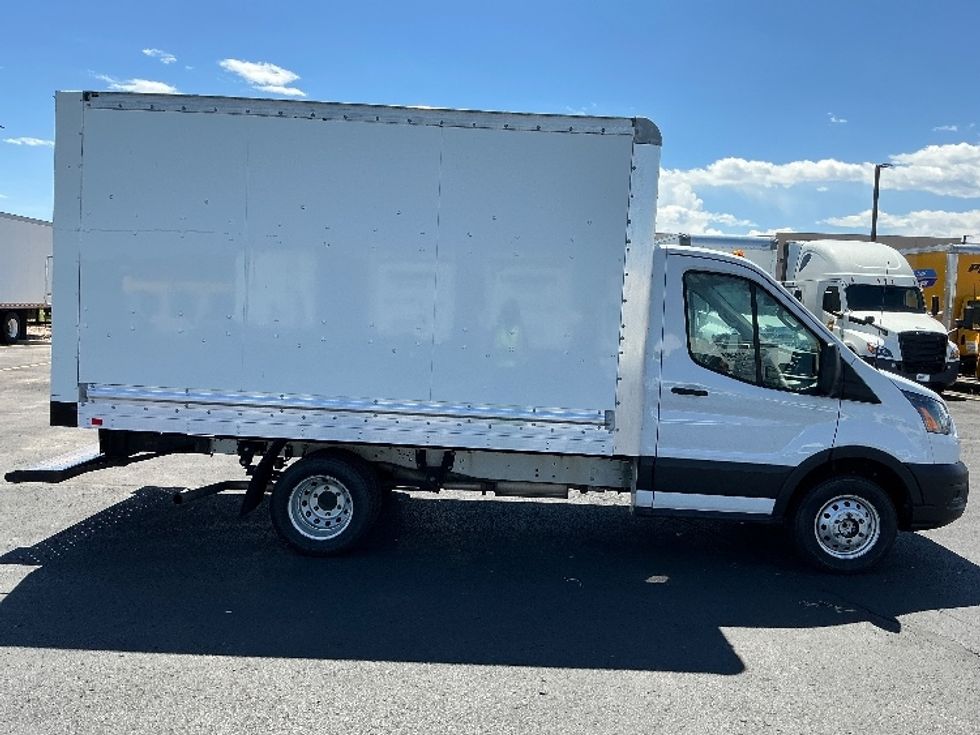 Light Duty Box Truck-Light and Medium Duty Trucks-Ford-2022-Transit 350-Denver-CO-92,233\n\t\tmiles-$ 28,750 - Image 15