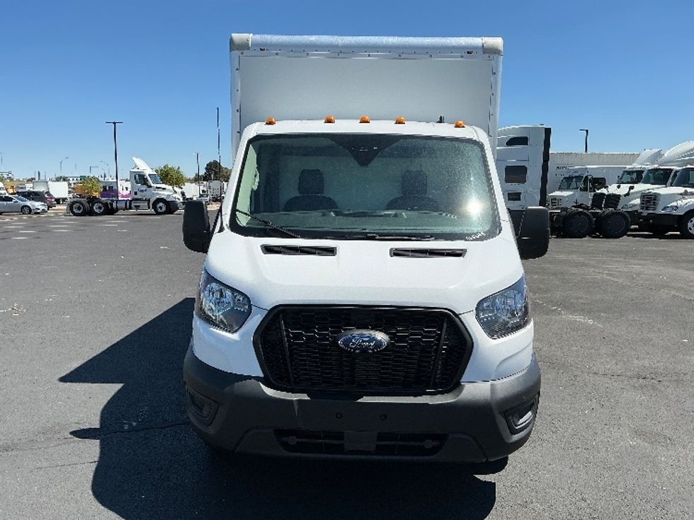 Light Duty Box Truck-Light and Medium Duty Trucks-Ford-2022-Transit 350-Denver-CO-92,233\n\t\tmiles-$ 28,750 - Image 2