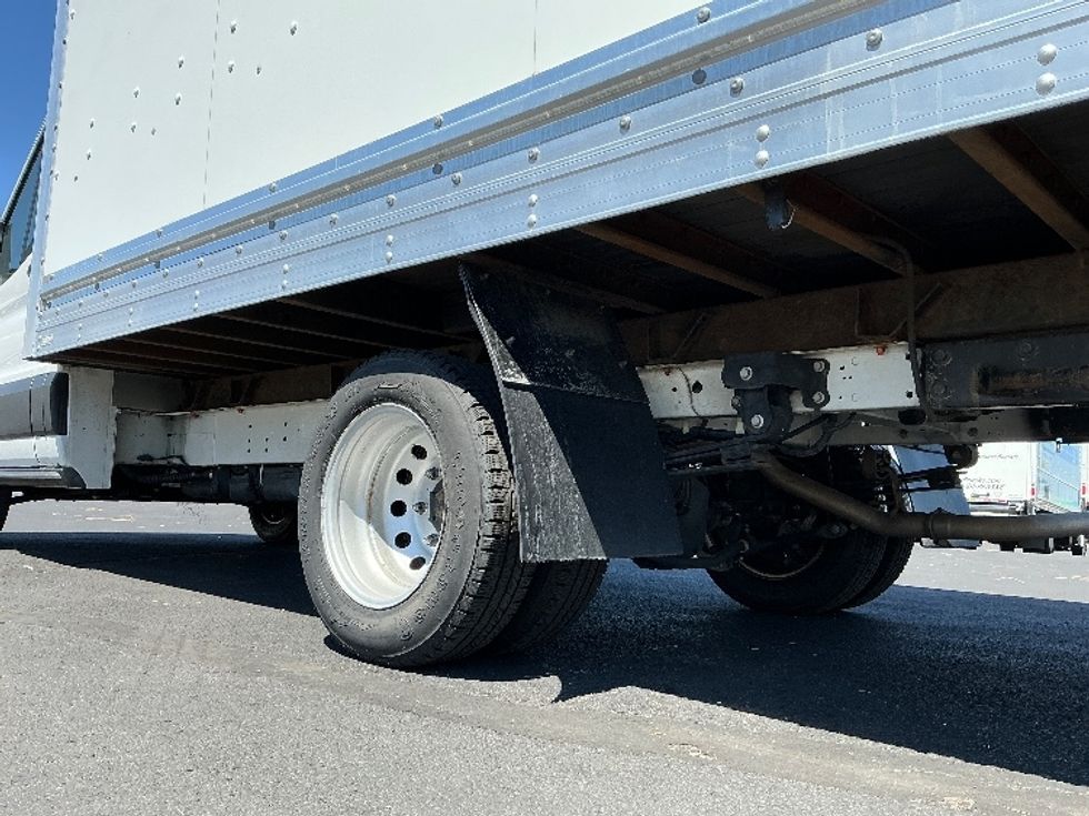 Light Duty Box Truck-Light and Medium Duty Trucks-Ford-2022-Transit 350-Denver-CO-92,233\n\t\tmiles-$ 28,750 - Image 5