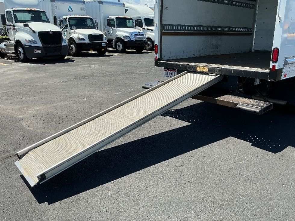 Light Duty Box Truck-Light and Medium Duty Trucks-Ford-2022-Transit 350-Denver-CO-92,233\n\t\tmiles-$ 28,750 - Image 9