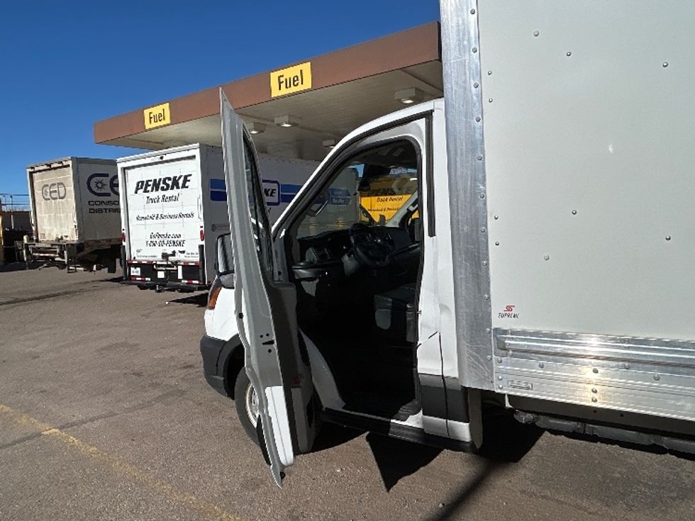 Light Duty Box Truck-Light and Medium Duty Trucks-Ford-2022-Transit 350-Greeley-CO-93,126\n\t\tmiles-$ 30,500 - Image 16