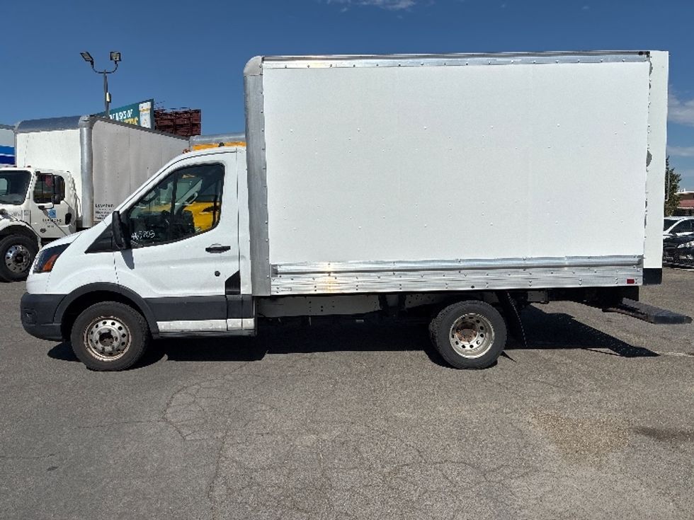 Light Duty Box Truck-Light and Medium Duty Trucks-Ford-2022-Transit 350-Lindon-UT-86,421\n\t\tmiles-$ 31,250 - Image 4