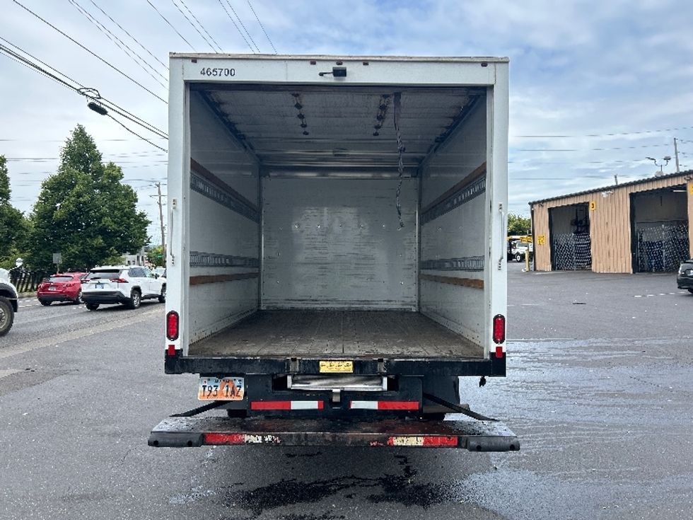 Light Duty Box Truck-Light and Medium Duty Trucks-Ford-2022-Transit 350-Portland-OR-132,573\n\t\tmiles-$ 25,250 - Image 8