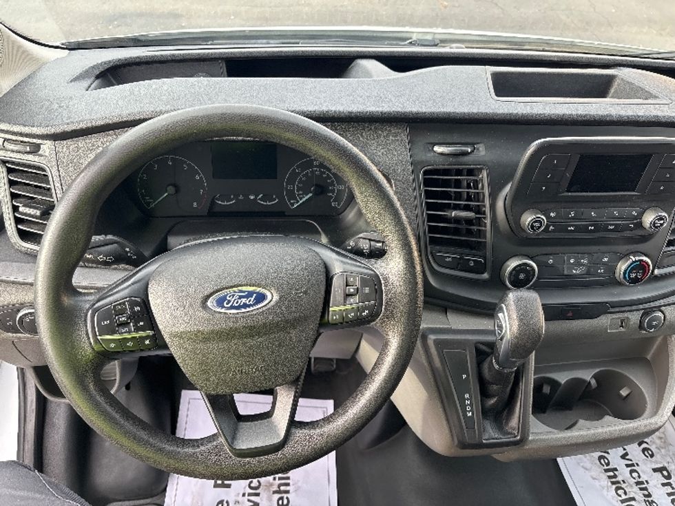 Light Duty Box Truck-Light and Medium Duty Trucks-Ford-2022-Transit 350-Portland-OR-142,480\n\t\tmiles-$ 20,500 - Image 18