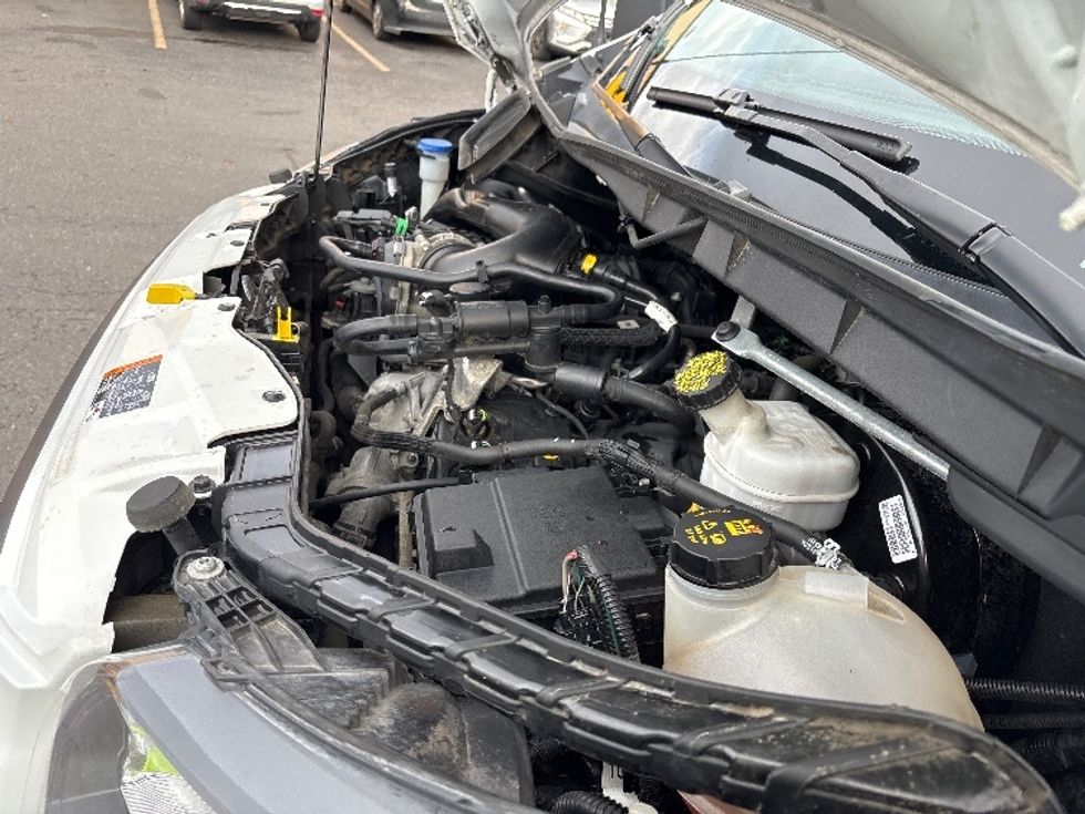 Light Duty Box Truck-Light and Medium Duty Trucks-Ford-2022-Transit 350-Portland-OR-142,480\n\t\tmiles-$ 20,500 - Image 24