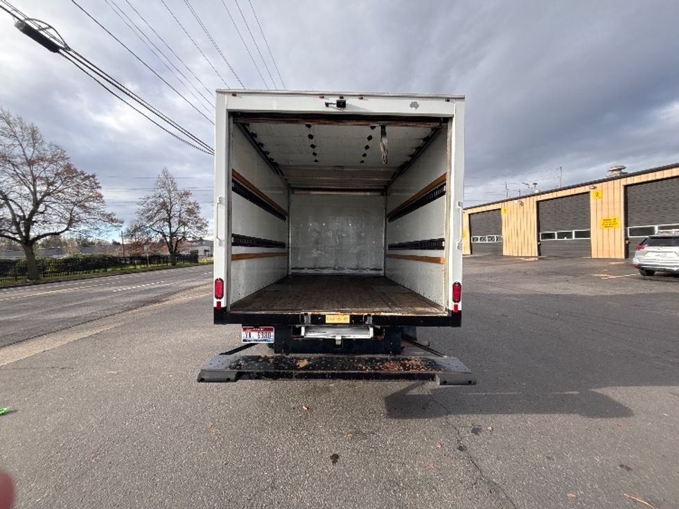 Light Duty Box Truck-Light and Medium Duty Trucks-Ford-2022-Transit 350-Portland-OR-142,480\n\t\tmiles-$ 20,500 - Image 8