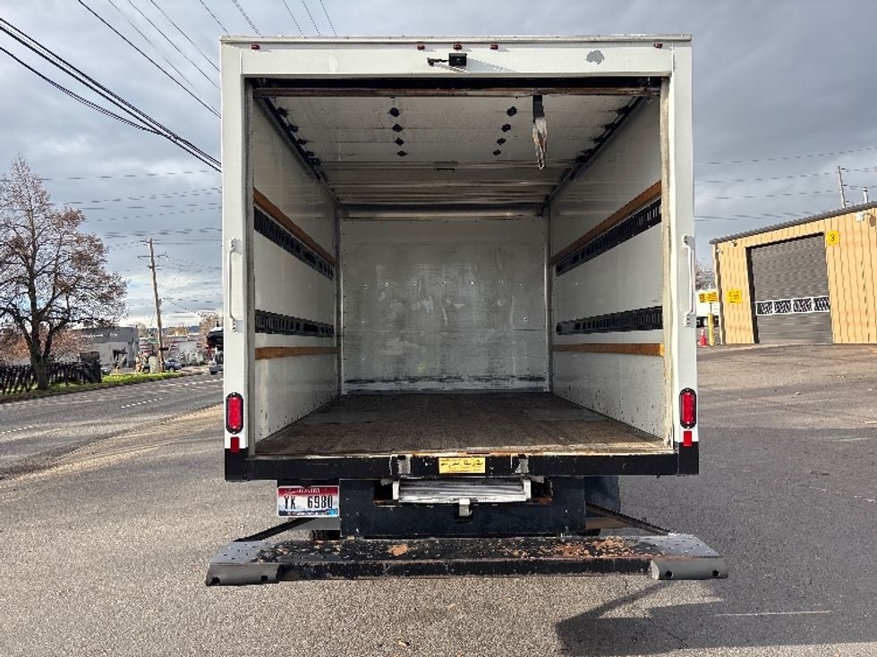 Light Duty Box Truck-Light and Medium Duty Trucks-Ford-2022-Transit 350-Portland-OR-142,480\n\t\tmiles-$ 20,500 - Image 9