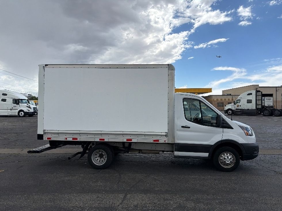 Light Duty Box Truck-Light and Medium Duty Trucks-Ford-2022-Transit 350-Salt Lake City-UT-146,299\n\t\tmiles-$ 22,750 - Image 14