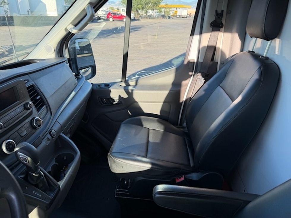 Light Duty Box Truck-Light and Medium Duty Trucks-Ford-2022-Transit 350-Salt Lake City-UT-146,299\n\t\tmiles-$ 22,750 - Image 18