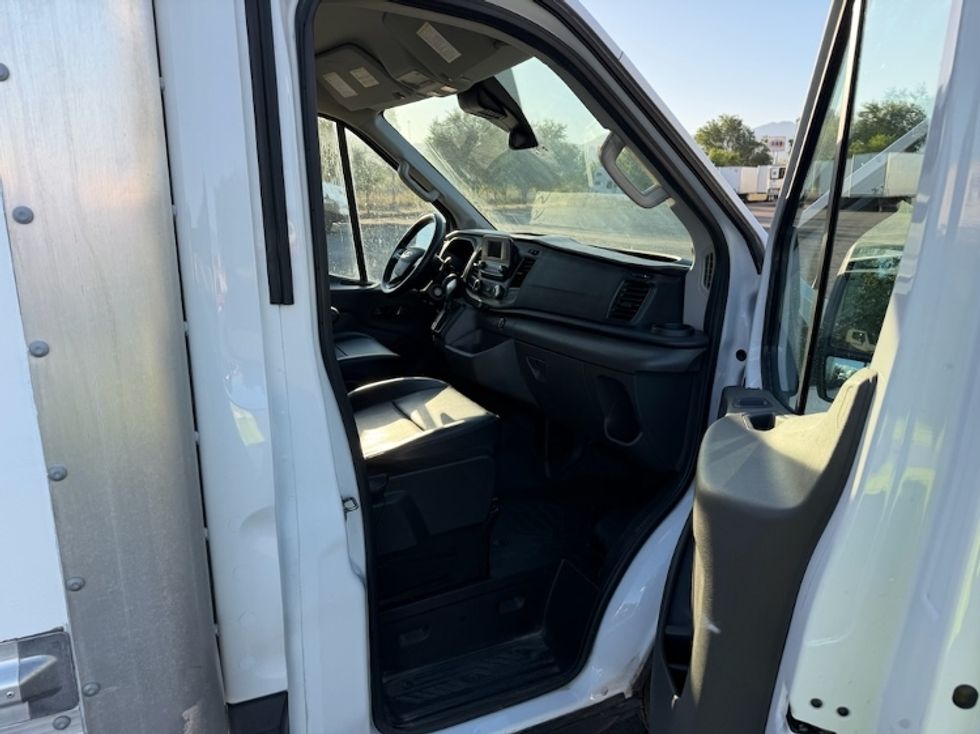 Light Duty Box Truck-Light and Medium Duty Trucks-Ford-2022-Transit 350-Salt Lake City-UT-146,299\n\t\tmiles-$ 22,750 - Image 19