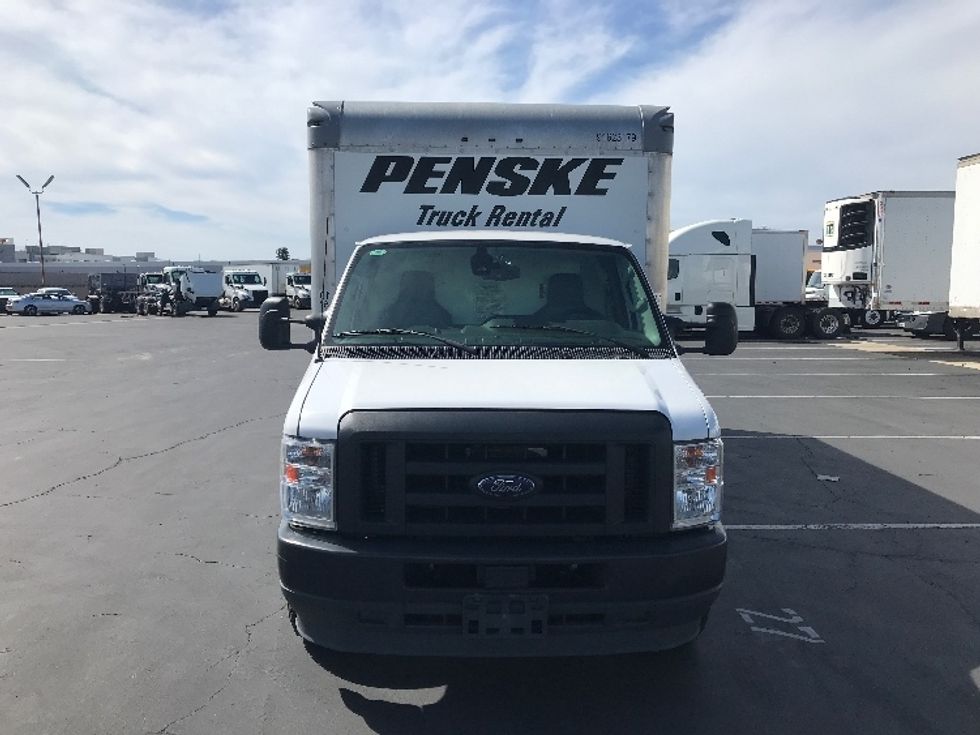 Light Duty Box Truck-Light and Medium Duty Trucks-Ford-2023-E350-Anaheim-CA-89,464\n\t\tmiles-$ 35,250 - Image 2