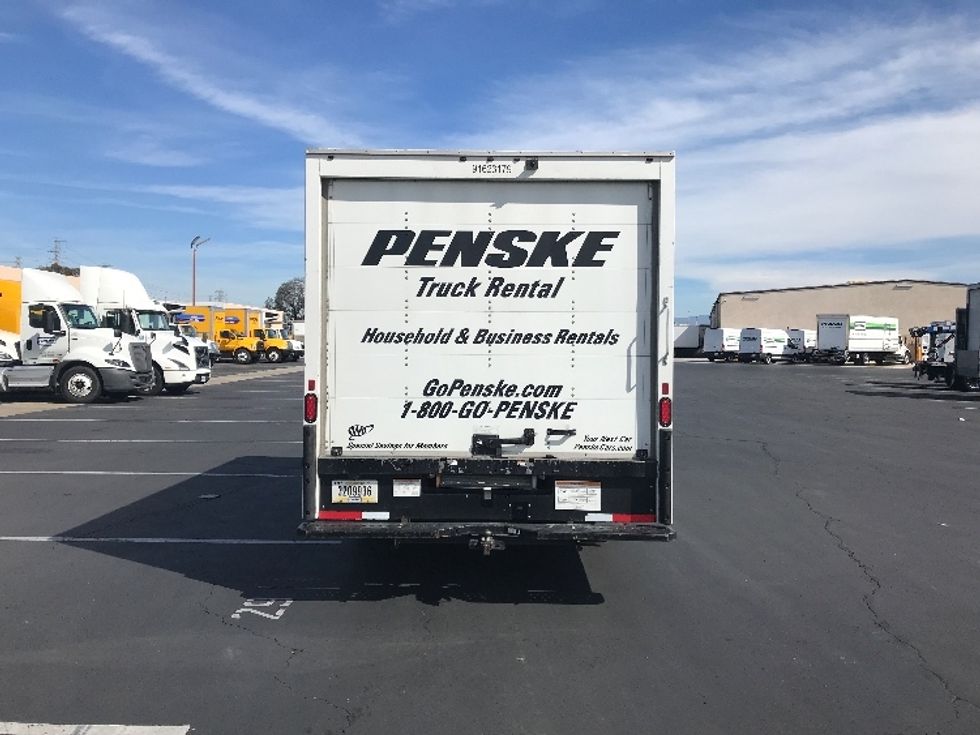 Light Duty Box Truck-Light and Medium Duty Trucks-Ford-2023-E350-Anaheim-CA-89,464\n\t\tmiles-$ 35,250 - Image 7