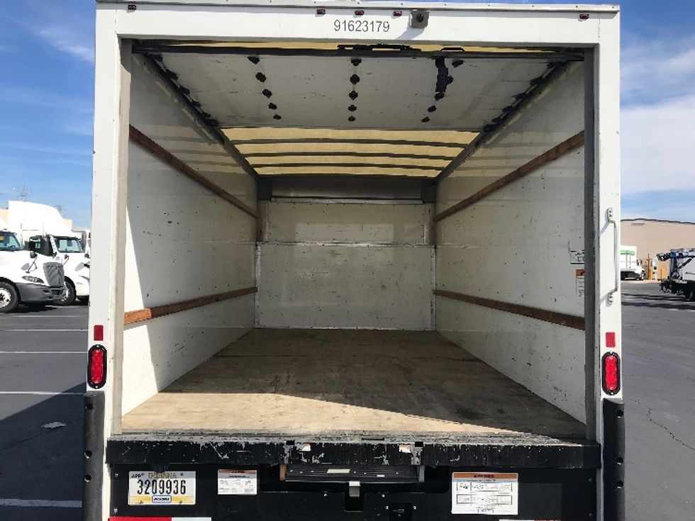 Light Duty Box Truck-Light and Medium Duty Trucks-Ford-2023-E350-Anaheim-CA-89,464\n\t\tmiles-$ 35,250 - Image 8