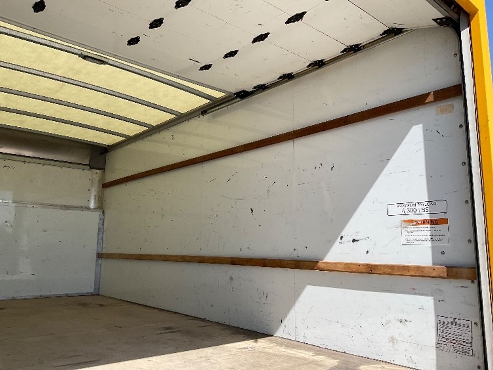 Light Duty Box Truck-Light and Medium Duty Trucks-Ford-2023-E350-Aurora-CO-89,862\n\t\tmiles-$ 29,250 - Image 12