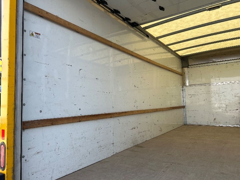 Light Duty Box Truck-Light and Medium Duty Trucks-Ford-2023-E350-Boise-ID-101,595\n\t\tmiles-$ 29,500 - Image 11