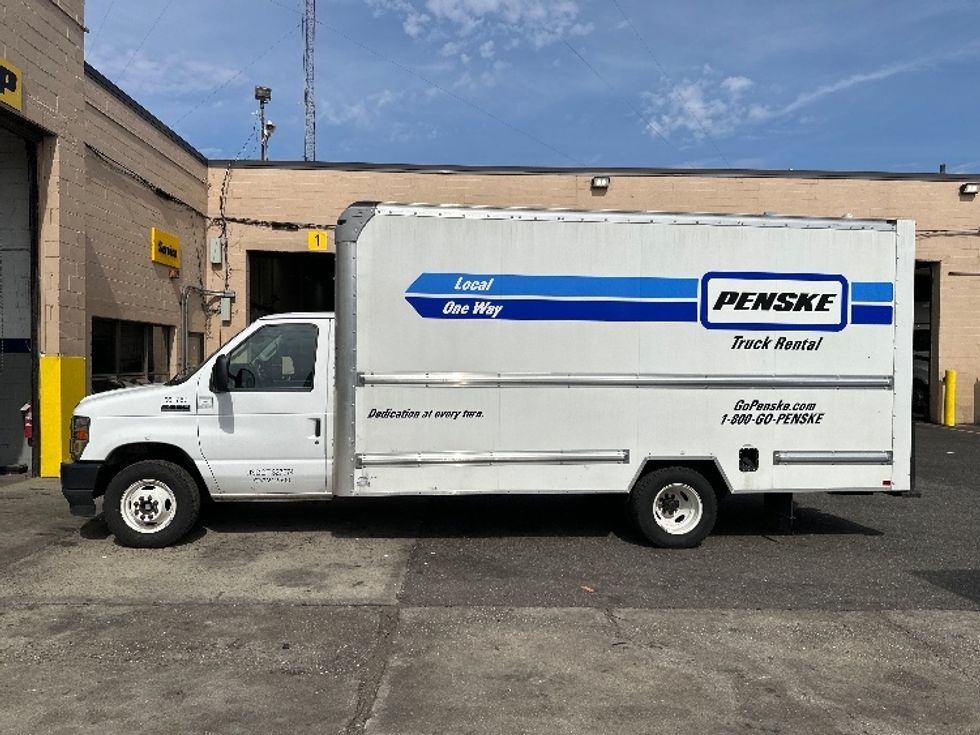Light Duty Box Truck-Light and Medium Duty Trucks-Ford-2023-E350-Central Islip-NY-14,384\n\t\tmiles-$ 44,750 - Image 4