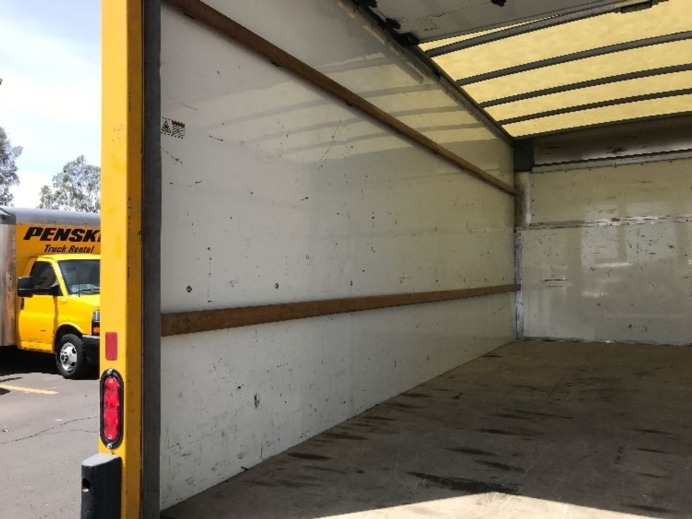 Light Duty Box Truck-Light and Medium Duty Trucks-Ford-2023-E350-Chandler-AZ-88,240\n\t\tmiles-$ 29,500 - Image 10