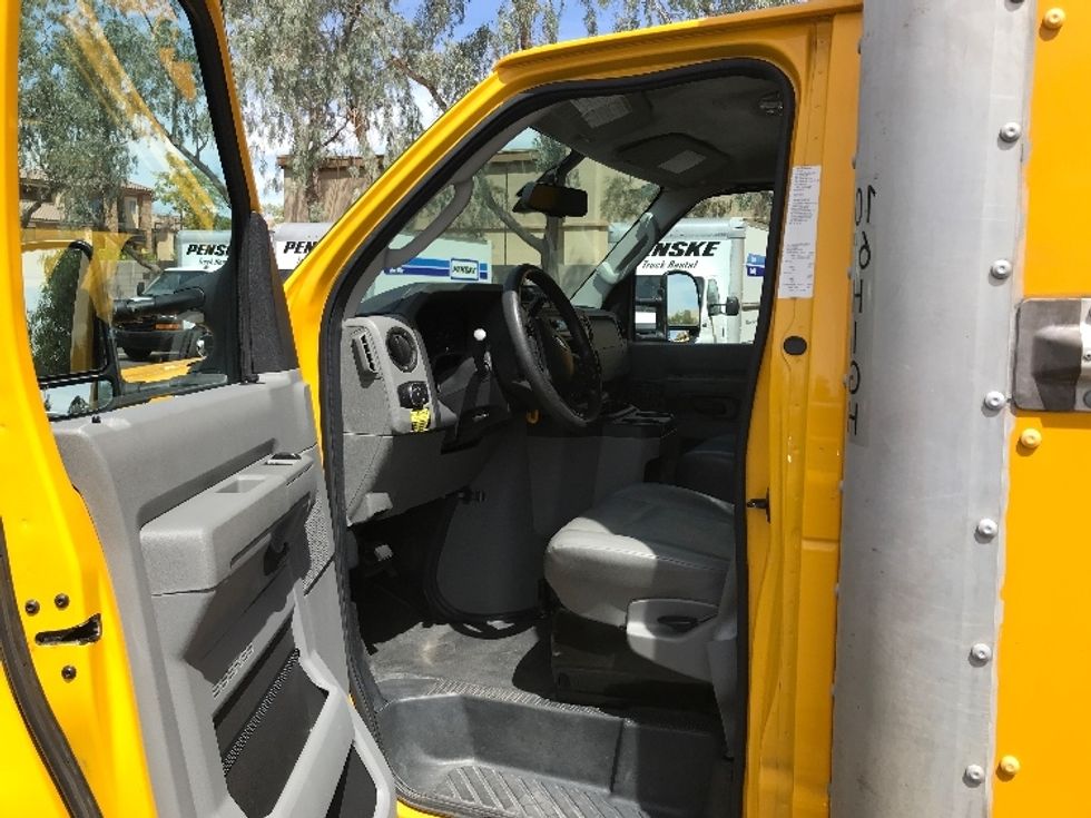 Light Duty Box Truck-Light and Medium Duty Trucks-Ford-2023-E350-Chandler-AZ-88,240\n\t\tmiles-$ 29,500 - Image 15