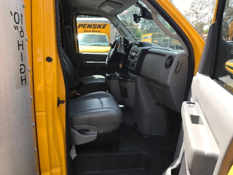 Light Duty Box Truck-Light and Medium Duty Trucks-Ford-2023-E350-Chandler-AZ-88,240\n\t\tmiles-$ 29,500 - Image 19