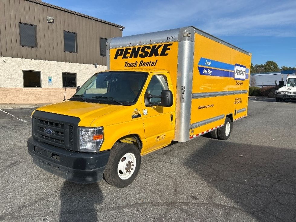 Light Duty Box Truck-Light and Medium Duty Trucks-Ford-2023-E350-Chesapeake-VA-113,597\n\t\tmiles-$ 27,000 - Image 3