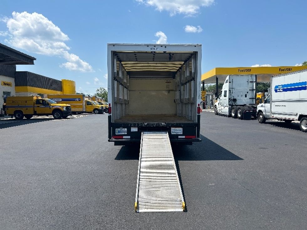 Light Duty Box Truck-Light and Medium Duty Trucks-Ford-2023-E350-Cranbury-NJ-24,942\n\t\tmiles-$ 43,500 - Image 9
