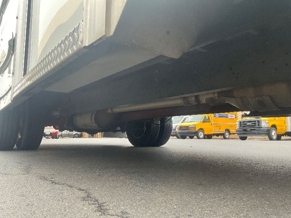 Light Duty Box Truck-Light and Medium Duty Trucks-Ford-2023-E350-Cranbury-NJ-26,632\n\t\tmiles-$ 43,500 - Image 14