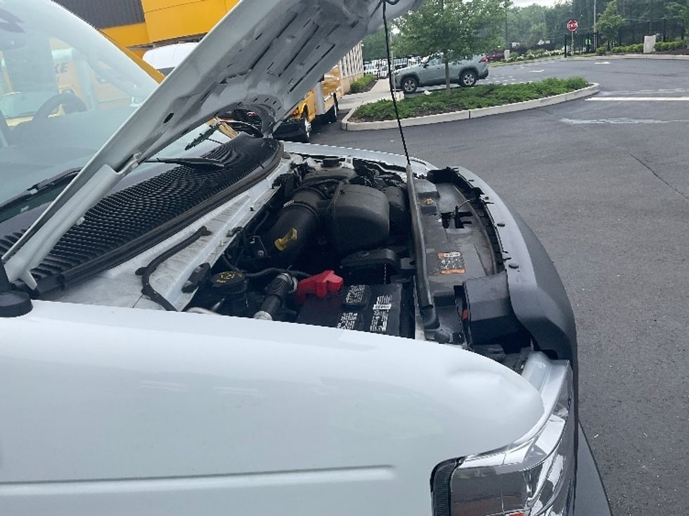 Light Duty Box Truck-Light and Medium Duty Trucks-Ford-2023-E350-Cranbury-NJ-26,632\n\t\tmiles-$ 43,500 - Image 23