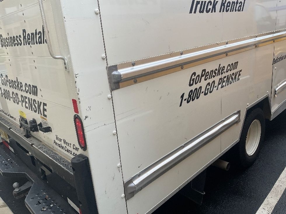 Light Duty Box Truck-Light and Medium Duty Trucks-Ford-2023-E350-Cranbury-NJ-26,632\n\t\tmiles-$ 43,500 - Image 27