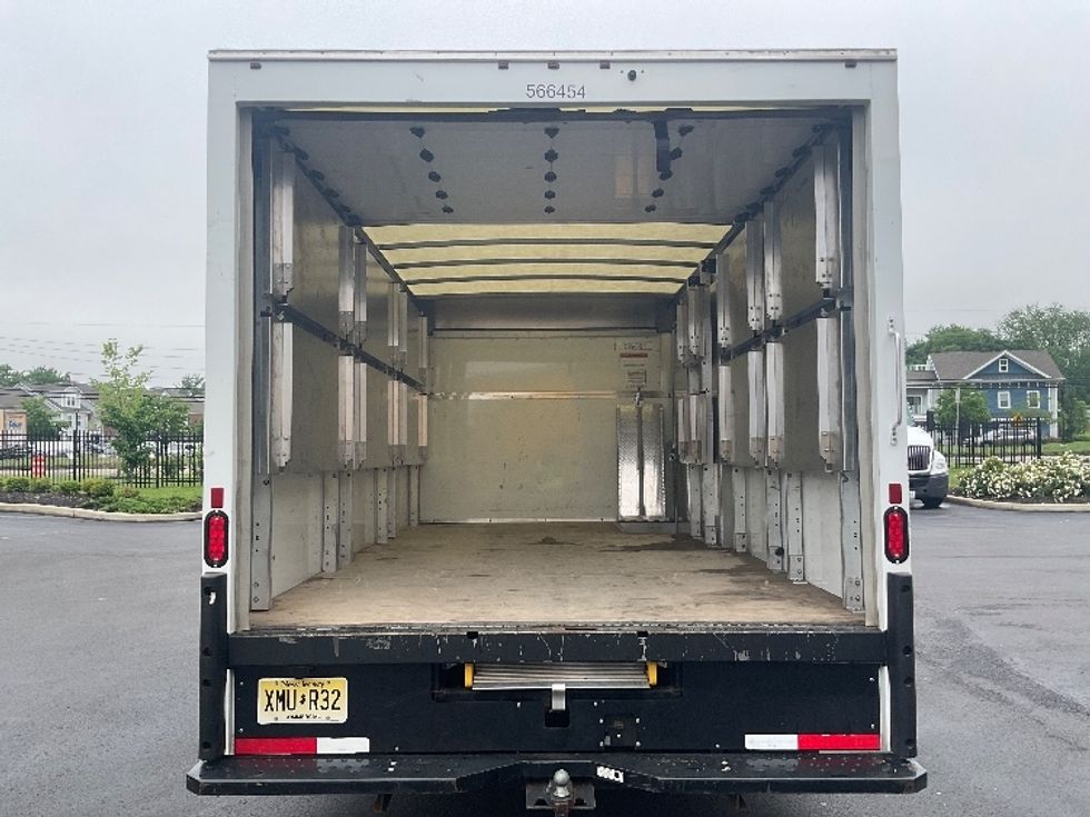 Light Duty Box Truck-Light and Medium Duty Trucks-Ford-2023-E350-Cranbury-NJ-26,632\n\t\tmiles-$ 43,500 - Image 8