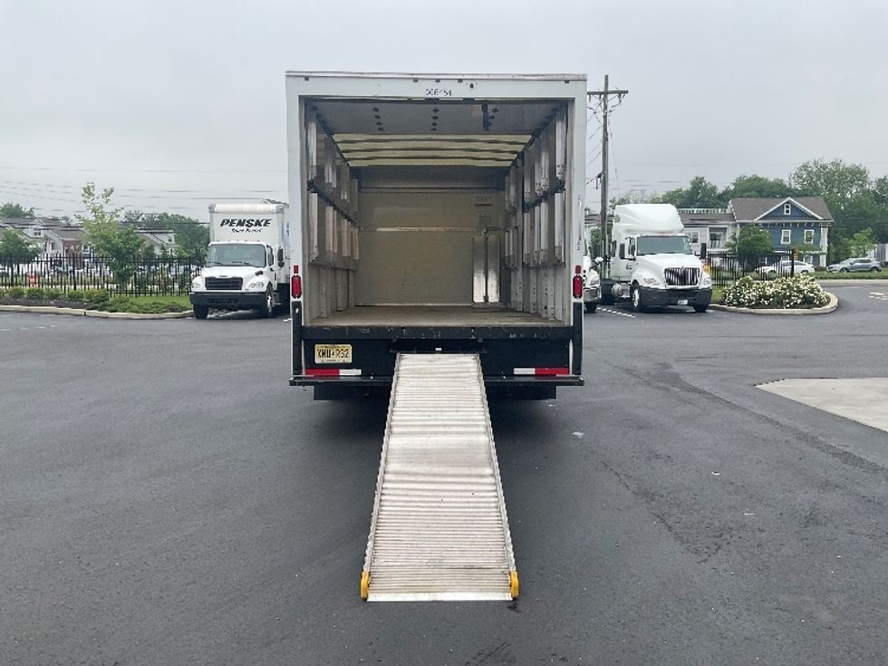 Light Duty Box Truck-Light and Medium Duty Trucks-Ford-2023-E350-Cranbury-NJ-26,632\n\t\tmiles-$ 43,500 - Image 9