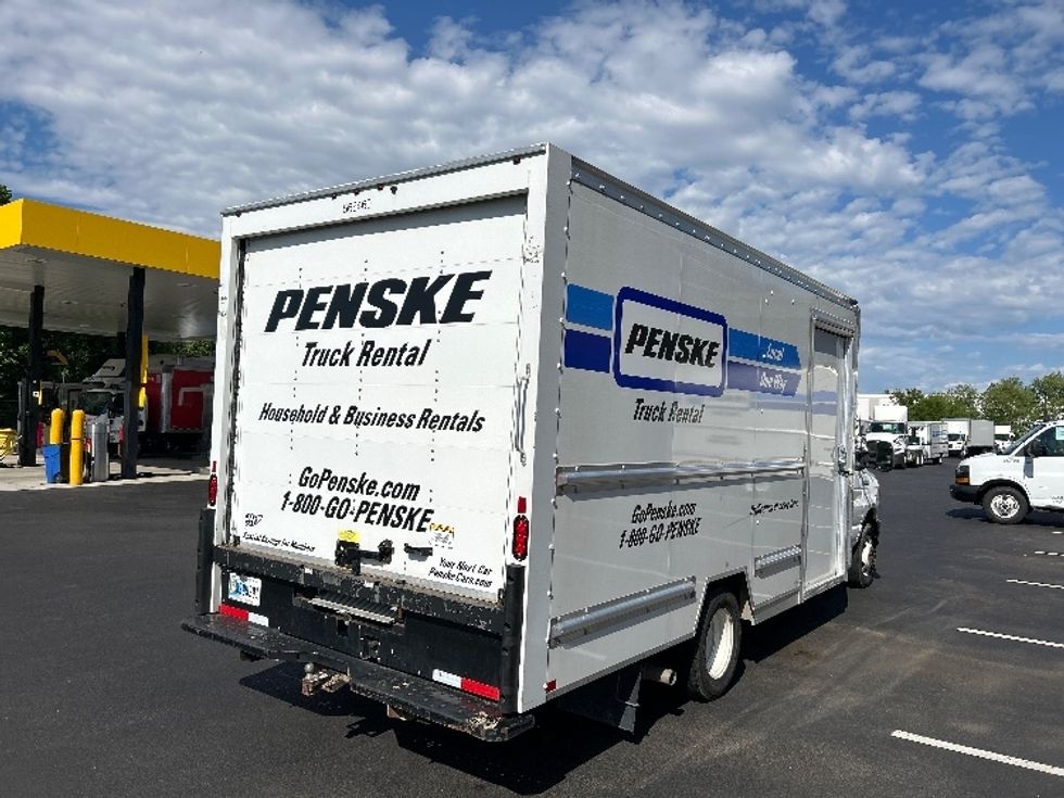 Light Duty Box Truck-Light and Medium Duty Trucks-Ford-2023-E350-Cranbury-NJ-31,464\n\t\tmiles-$ 43,000 - Image 12