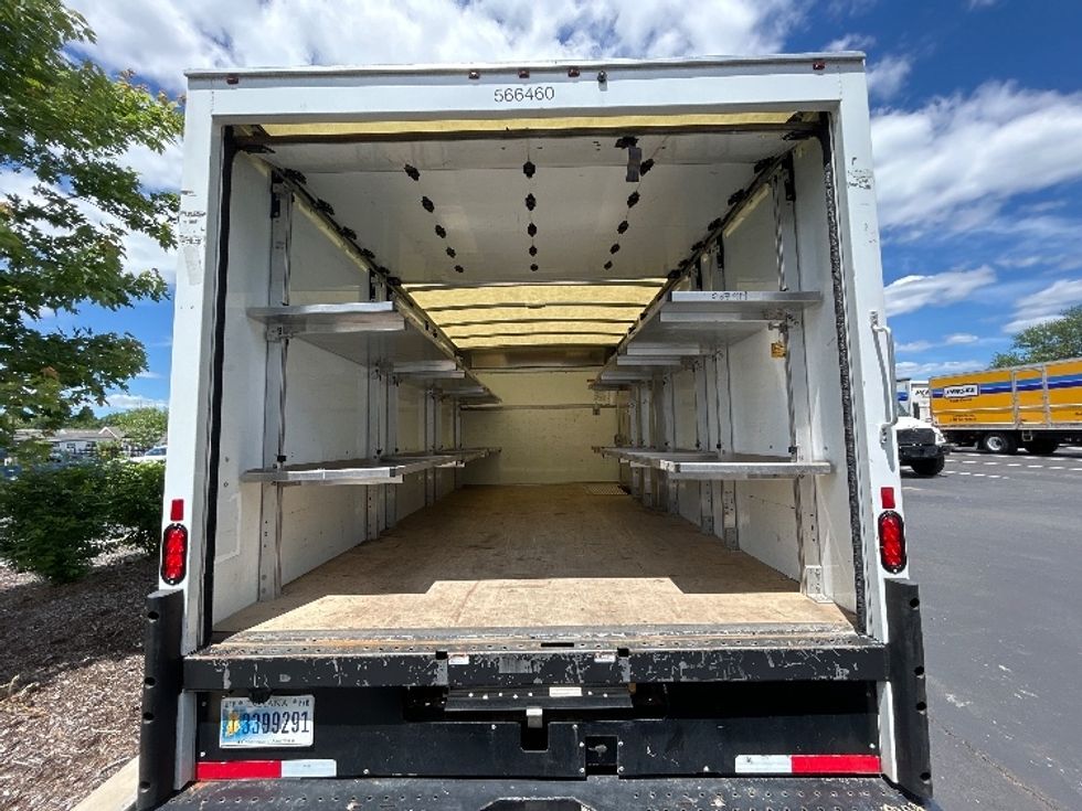 Light Duty Box Truck-Light and Medium Duty Trucks-Ford-2023-E350-Cranbury-NJ-31,464\n\t\tmiles-$ 43,000 - Image 24