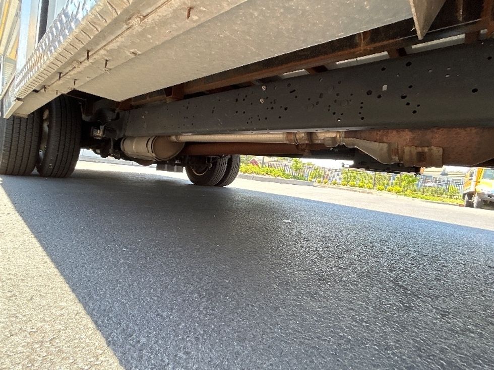 Light Duty Box Truck-Light and Medium Duty Trucks-Ford-2023-E350-Cranbury-NJ-32,396\n\t\tmiles-$ 42,750 - Image 14