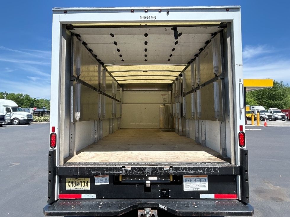 Light Duty Box Truck-Light and Medium Duty Trucks-Ford-2023-E350-Cranbury-NJ-32,396\n\t\tmiles-$ 42,750 - Image 8