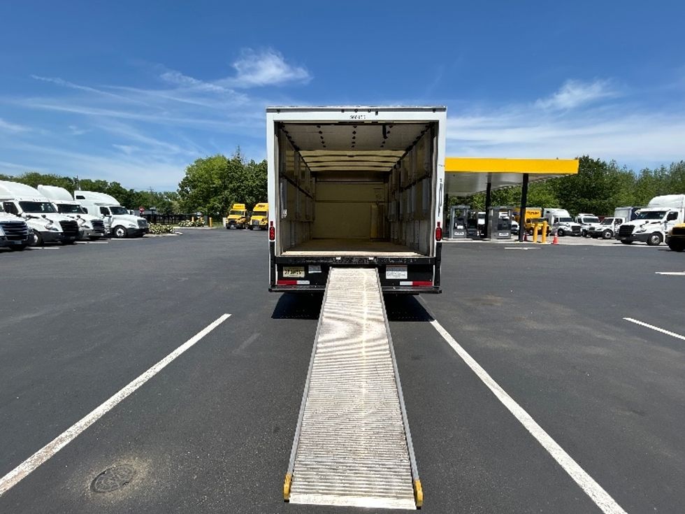 Light Duty Box Truck-Light and Medium Duty Trucks-Ford-2023-E350-Cranbury-NJ-32,396\n\t\tmiles-$ 42,750 - Image 9