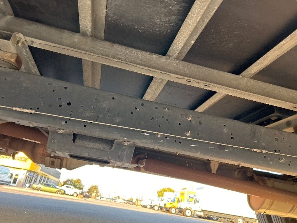 Light Duty Box Truck-Light and Medium Duty Trucks-Ford-2023-E350-Dallas-TX-106,877\n\t\tmiles-$ 31,500 - Image 5