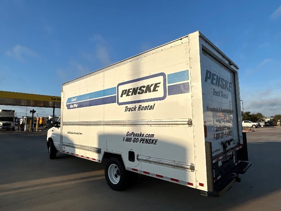 Light Duty Box Truck-Light and Medium Duty Trucks-Ford-2023-E350-Dallas-TX-106,877\n\t\tmiles-$ 31,500 - Image 6