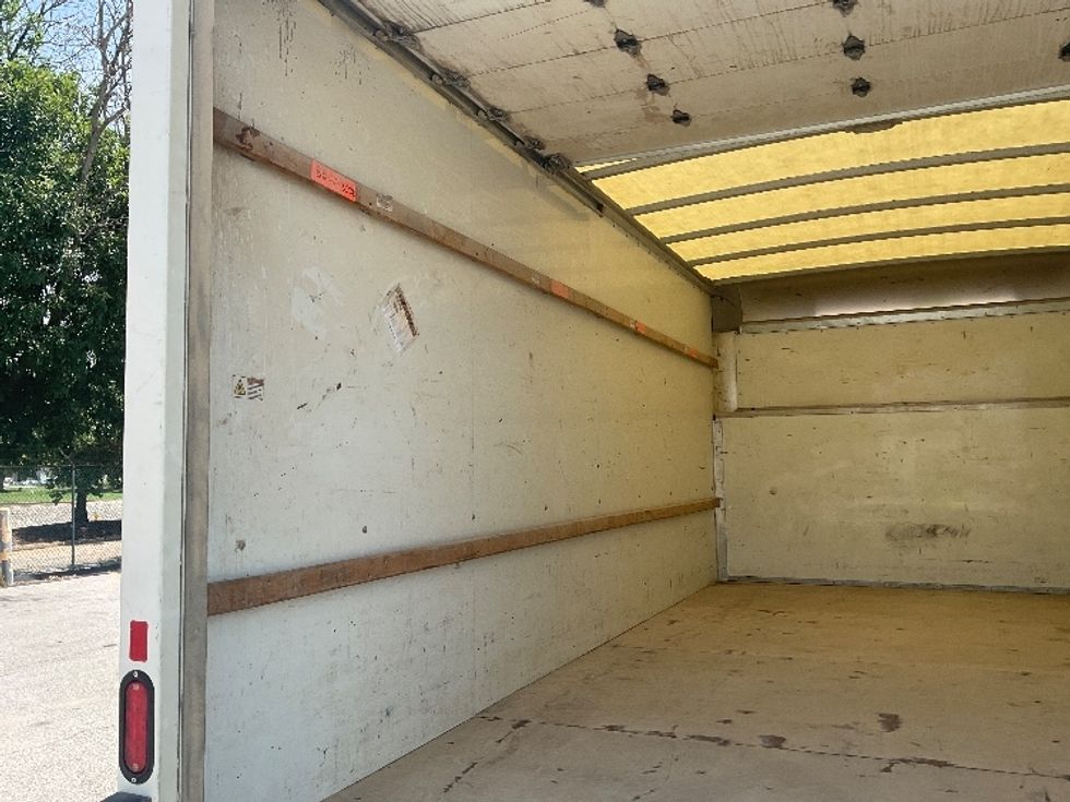 Light Duty Box Truck-Light and Medium Duty Trucks-Ford-2023-E350-Earth City-MO-107,561\n\t\tmiles-$ 11,000 - Image 9
