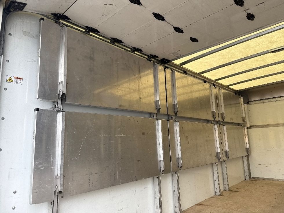 Light Duty Box Truck-Light and Medium Duty Trucks-Ford-2023-E350-Edison-NJ-37,836\n\t\tmiles-$ 42,250 - Image 26