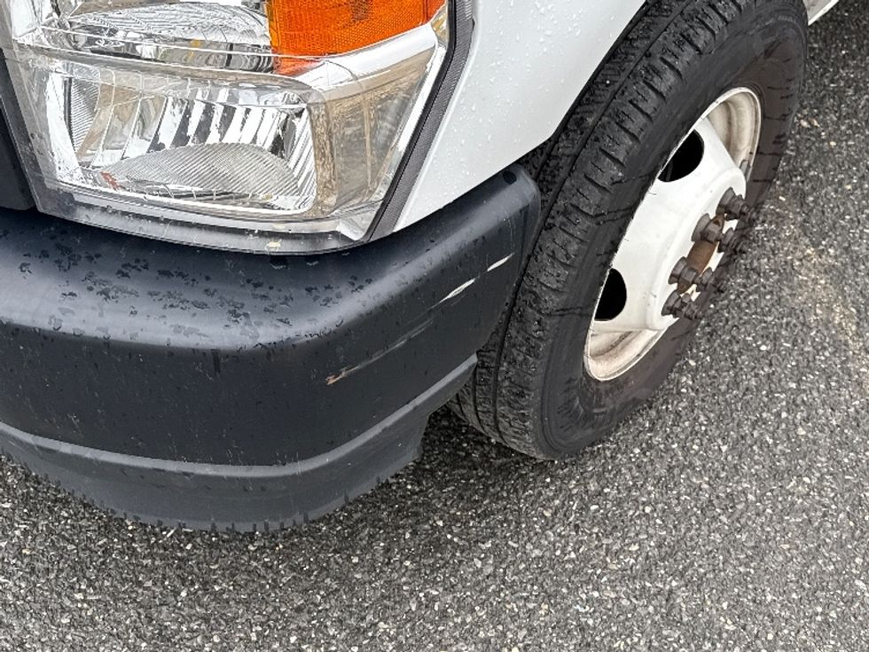 Light Duty Box Truck-Light and Medium Duty Trucks-Ford-2023-E350-Edison-NJ-37,836\n\t\tmiles-$ 42,250 - Image 28