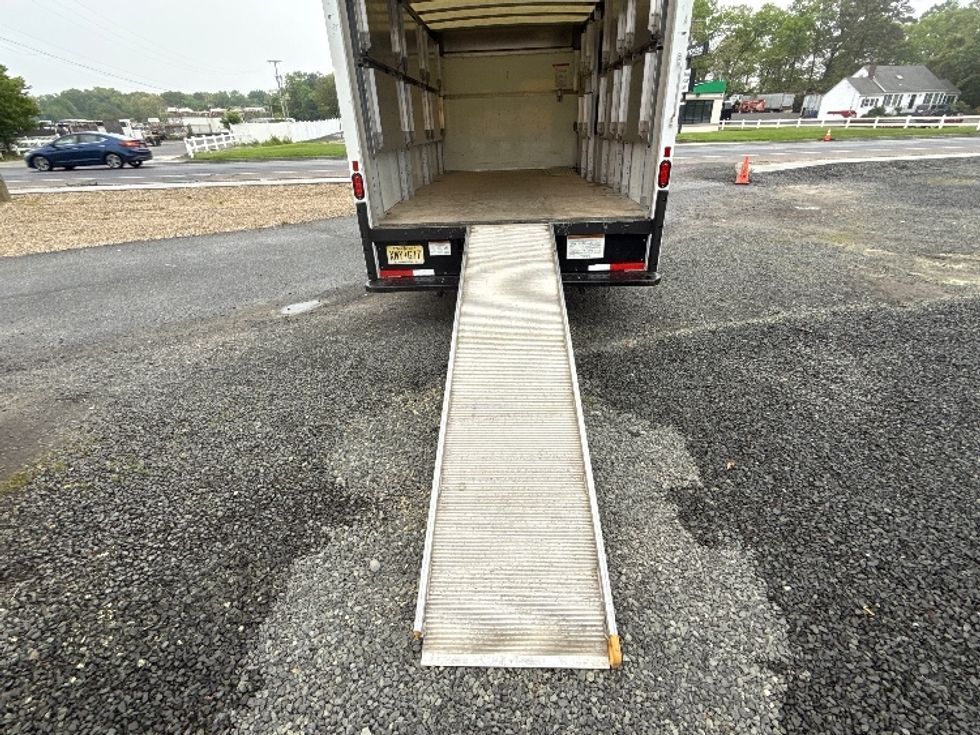 Light Duty Box Truck-Light and Medium Duty Trucks-Ford-2023-E350-Edison-NJ-37,836\n\t\tmiles-$ 42,250 - Image 9