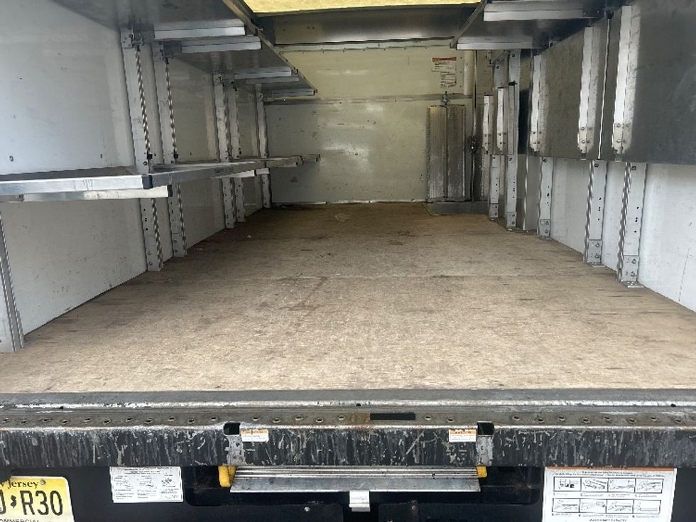 Light Duty Box Truck-Light and Medium Duty Trucks-Ford-2023-E350-Edison-NJ-47,613\n\t\tmiles-$ 40,500 - Image 10